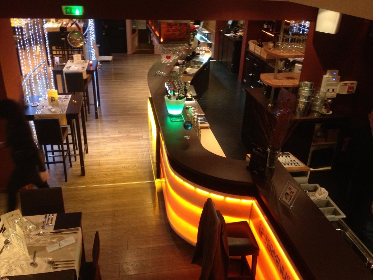 洛特河畔的维伦纽夫 Le Terminus酒店 外观 照片